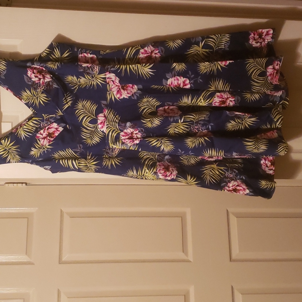 2x dress with side pockets